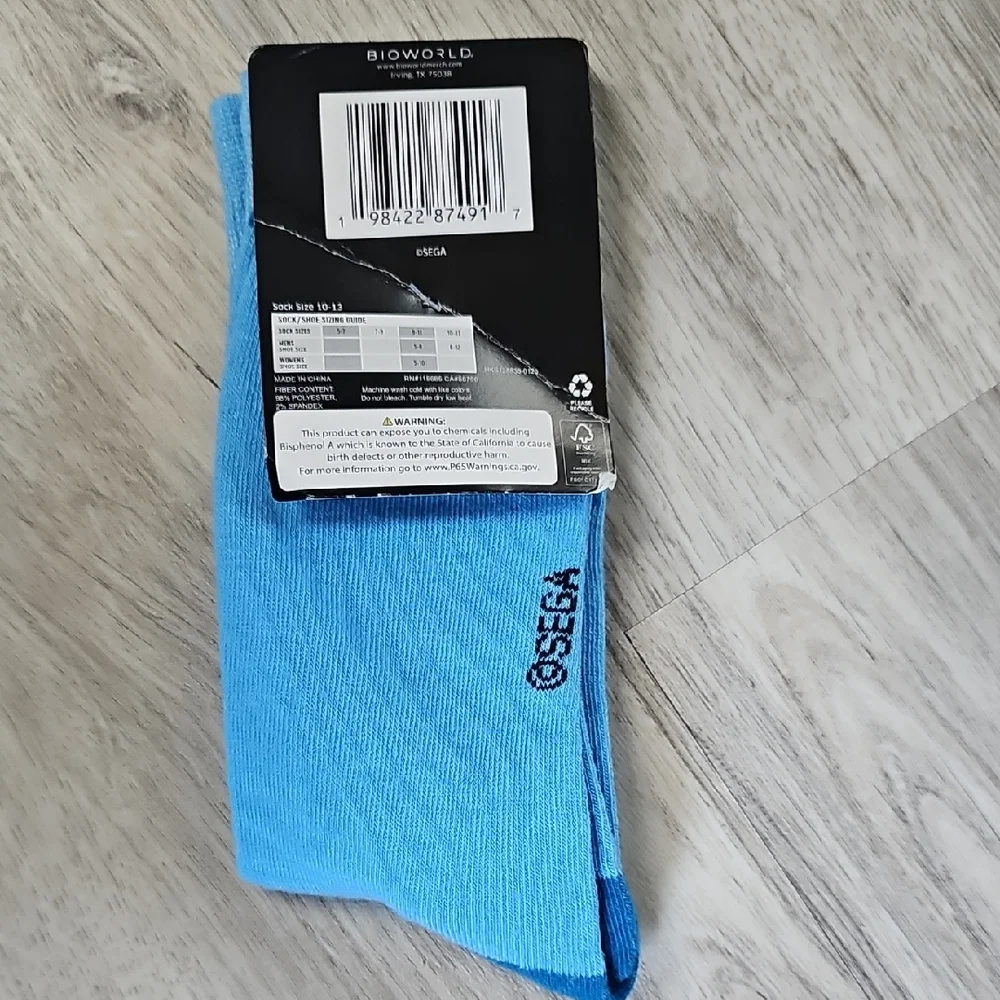 Bioworld Sonic the Hedgehog Light Blue Sega Socks NWT Kids Sock size 10-13